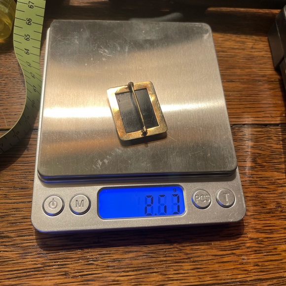 Antique Victorian Handpainted flower cameo ornate Black onyx 10k gold brooch - Picture 6 of 13